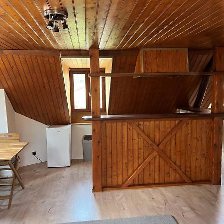 Top Floor Apartment With Mountain Views In The Centre Of Argeles Gazost Kültér fotó