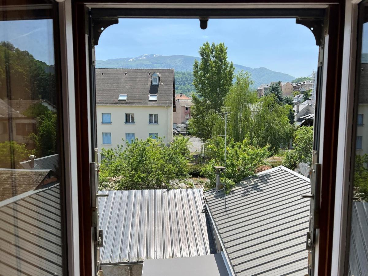 Top Floor Apartment With Mountain Views In The Centre Of Argeles Gazost Kültér fotó